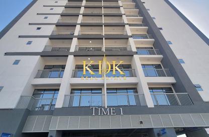 Apartment - Studio - 1 for rent in Time 1 - Dubai Land Residence Complex - Dubai