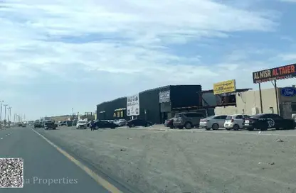 أرض - استوديو للبيع في الصجعة - الشارقة