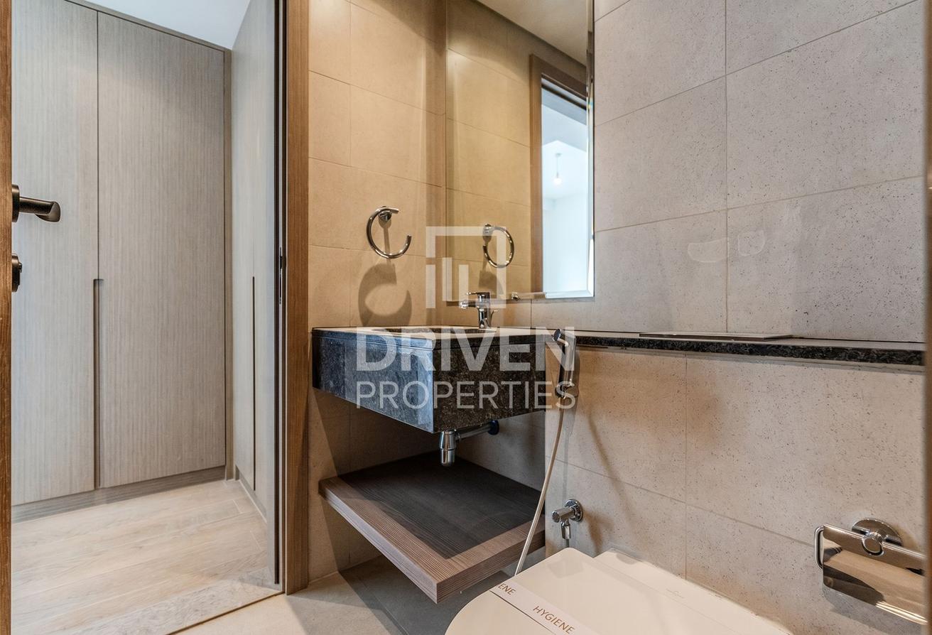 Branded new | Ready to Move in | 2 to 4 Cheques photo 18