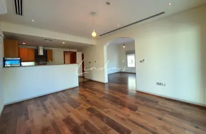 فيلا - 2 غرف نوم - 3 حمامات للايجار في المقاطعة 16C - قرية جميرا الدائرية - دبي