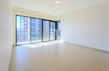 Apartment - 2 Bedrooms - 2 Bathrooms for sale in Seagate Building 1 - Seagate - Mina Rashid - Dubai