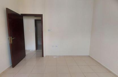 Apartment - 1 Bedroom - 1 Bathroom for rent in Muwailih Building - Muwaileh - Sharjah