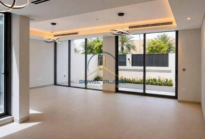 111406943 - Property Image 3
