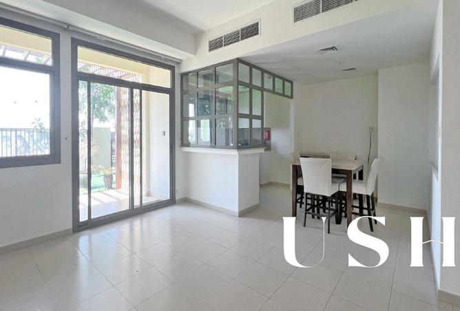 74233761 - Property Image 2