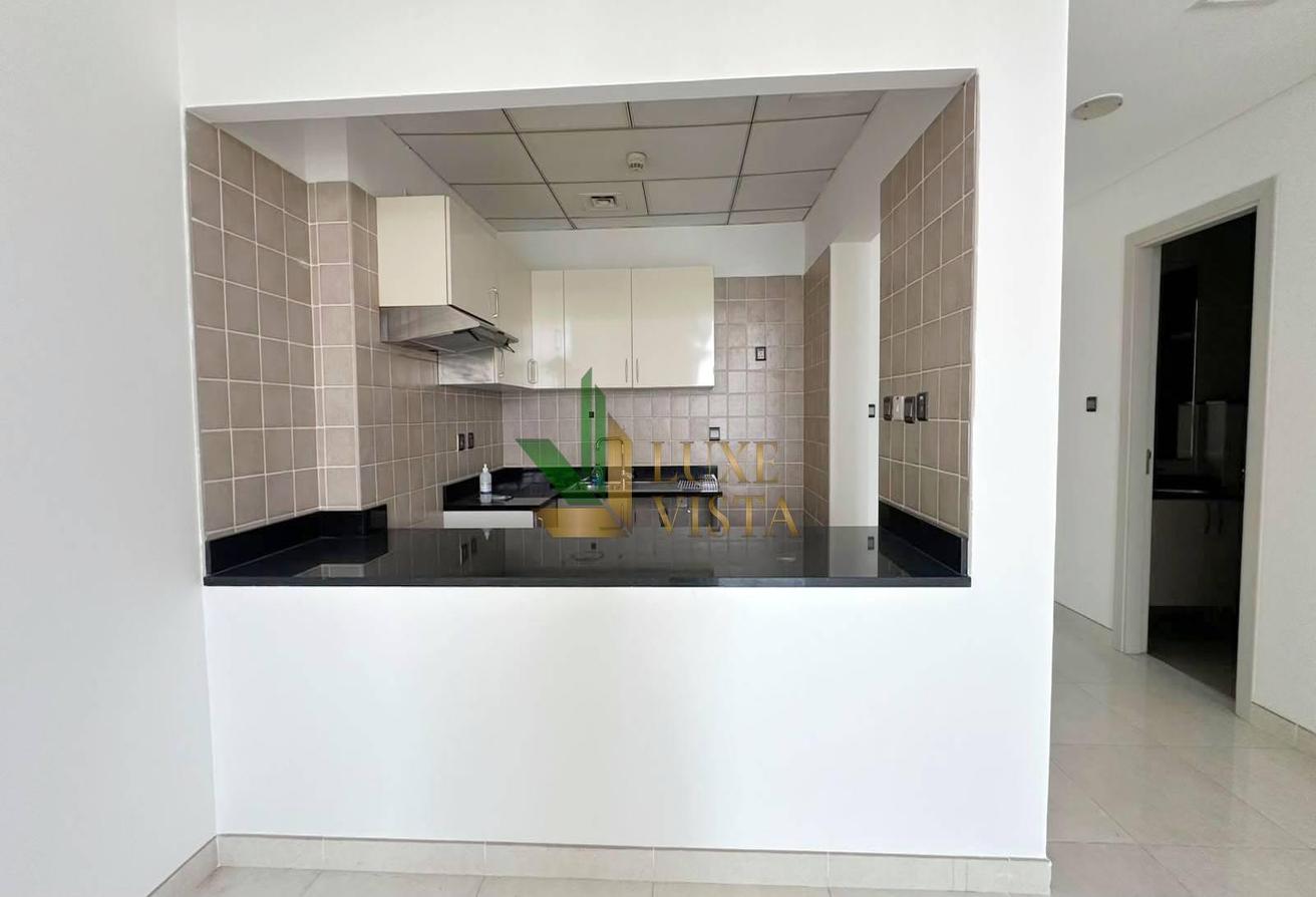 Cozy 1BR | Spacious and Bright | Vacant photo 10