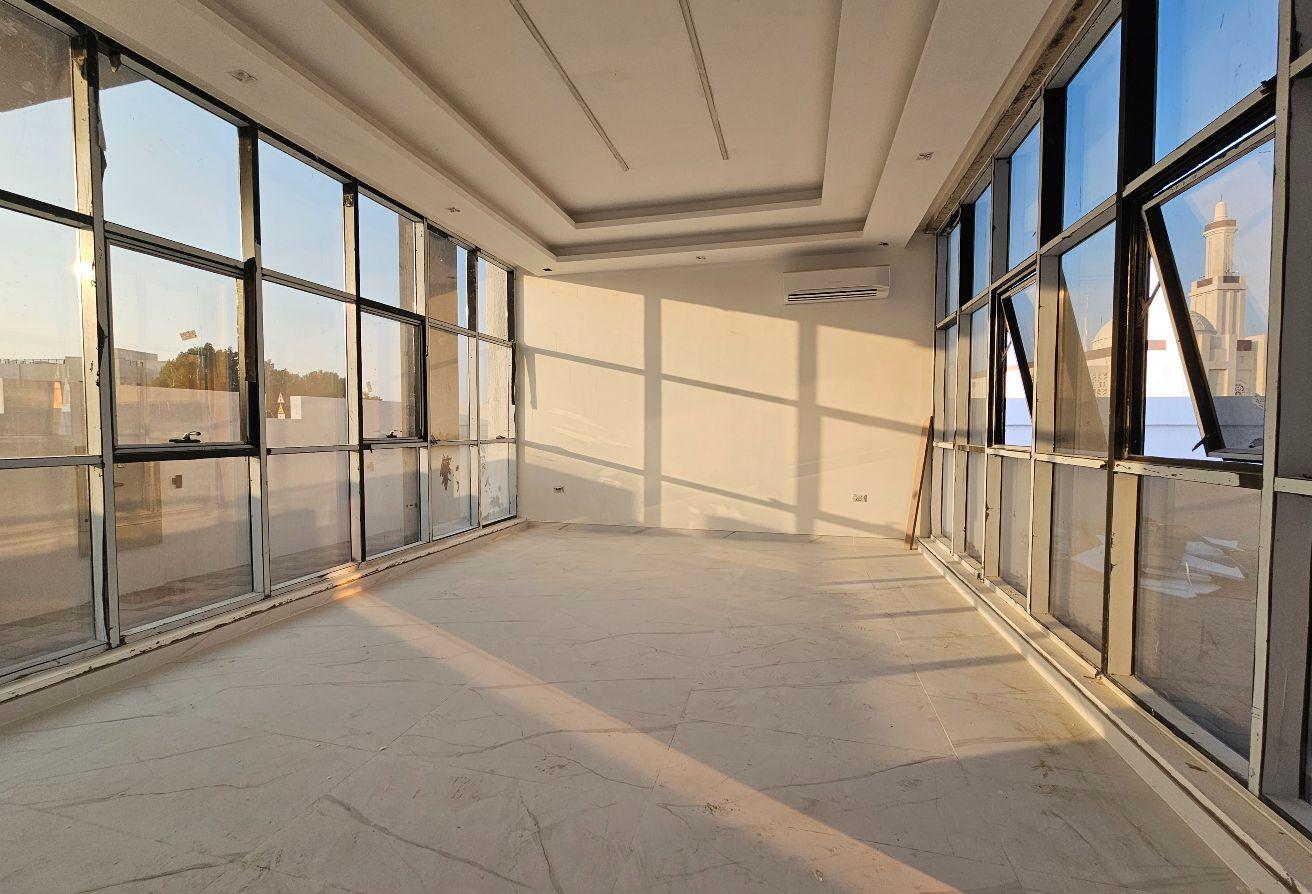Modern 5BR | Living room | Maids room photo 4
