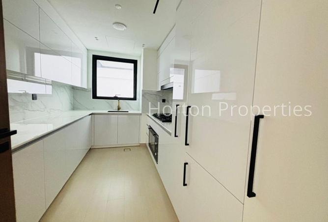 108173998 - Property Image 3