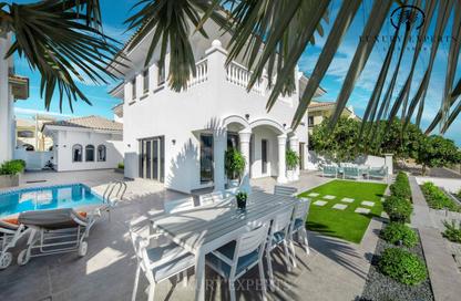 Villa - 4 - 5 for rent in Garden Homes Frond C - Garden Homes - Palm Jumeirah - Dubai