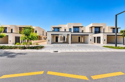 Townhouse - 4 - 5 for sale in Jebel Ali Village Townhouses - Jebel Ali Village - Jebel Ali - Dubai