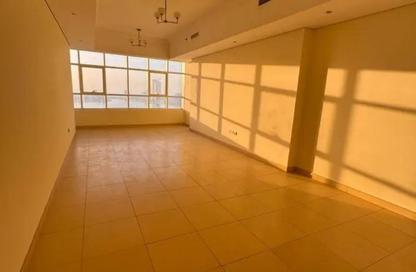 Apartment - 2 Bedrooms - 2 Bathrooms for sale in Al Khan Corniche - Al Khan - Sharjah