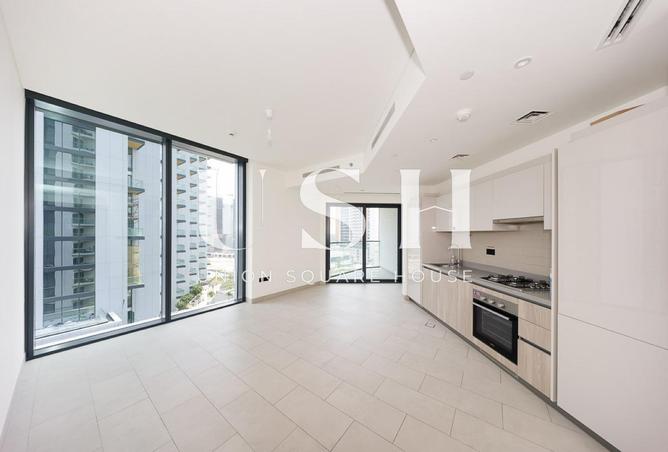 Bright Interiors | Genuine Resale | Exclusive