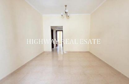 Apartment - Studio - 1 for rent in Muwaileh 29 Building - Muwaileh - Sharjah
