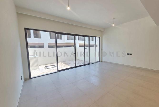 83671799 - Property Image 2
