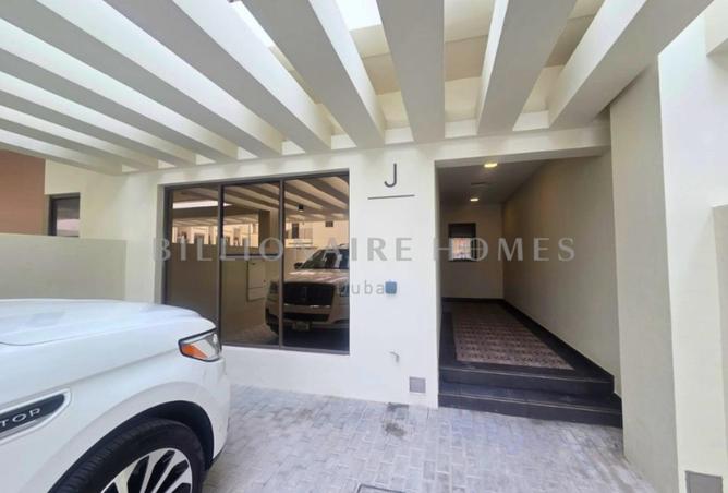 83671799 - Property Main Image
