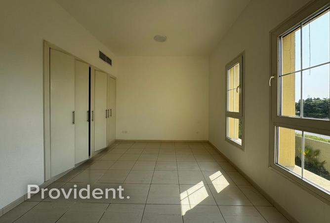 142845608 - Property Image 3