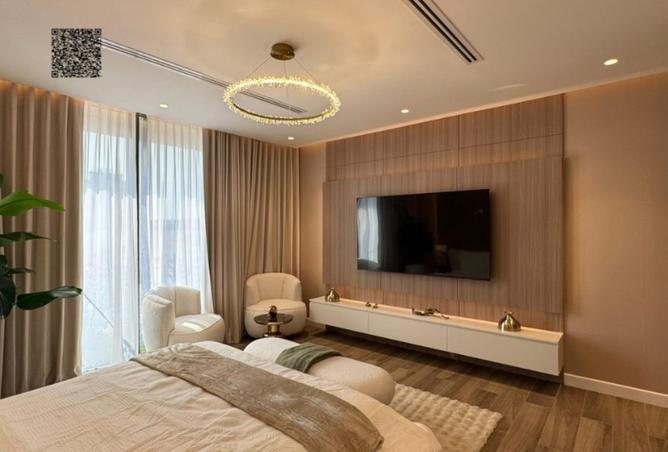 54013044 - Property Image 3