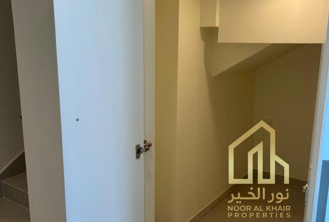 53190975 - Property Image 3