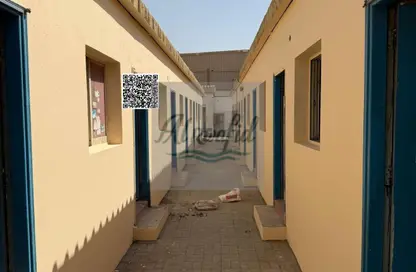 سكن عمال - استوديو - 8 حمامات للايجار في المنطقة الصناعية 15 - المنطقة الصناعية بالشارقة - الشارقة سكن عمال - استوديو - 8 حمامات للايجار في المنطقة الصناعية 15 - المنطقة الصناعية بالشارقة - الشارقة