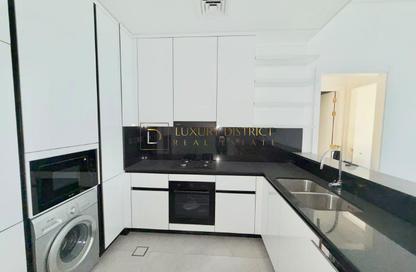 Apartment - 1 - 2 for rent in Curve by Sentro - Arjan - Dubai