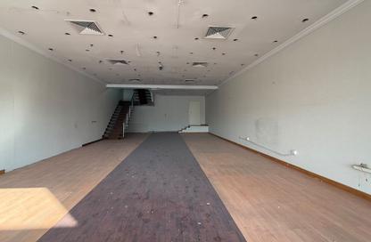 Shop - Studio - 1 for rent in Al Karama - Bur Dubai - Dubai