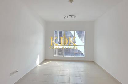 Apartment - 1 - 2 for rent in Oxford Building - District 14 - Jumeirah Village Circle - Dubai