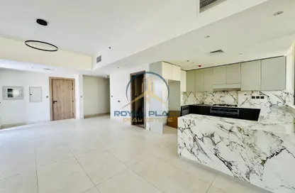 Apartment - 2 Bedrooms - 3 Bathrooms for rent in Amal Tower - Dubai Sports City - Dubai