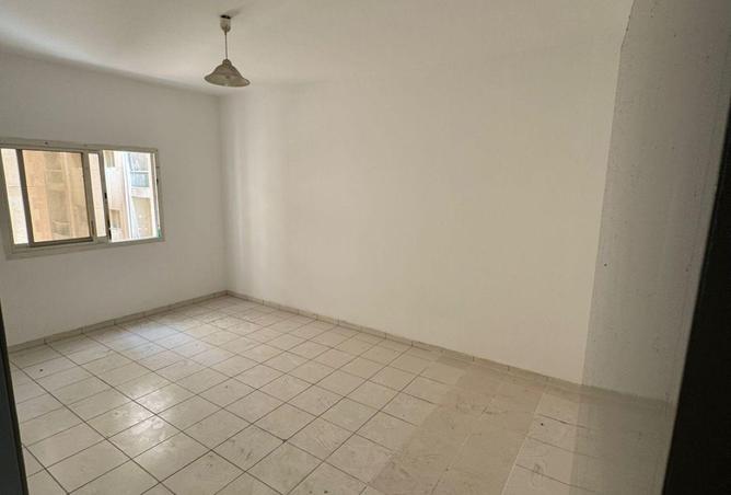 104122832 - Property Image 3
