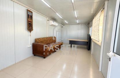 Warehouse - Studio - 1 for rent in Al Sajaa S - Al Sajaa - Sharjah