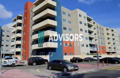 Apartment - 2 Bedrooms - 2 Bathrooms for sale in Tower 9 - Al Reef Downtown - Al Reef - Abu Dhabi