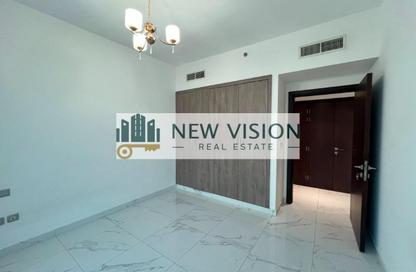 Apartment - 3 Bedrooms - 4 Bathrooms for rent in Al Mabrooka Tower - Al Majaz 1 - Al Majaz - Sharjah