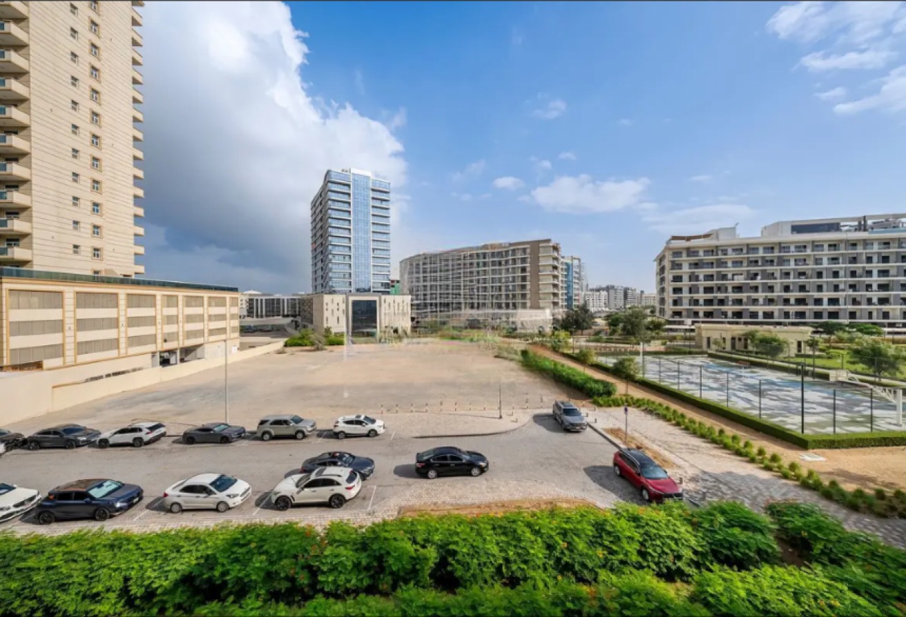 FURNISHED | INVESTOR OPPORTUNITY | Lowest Price — image 12