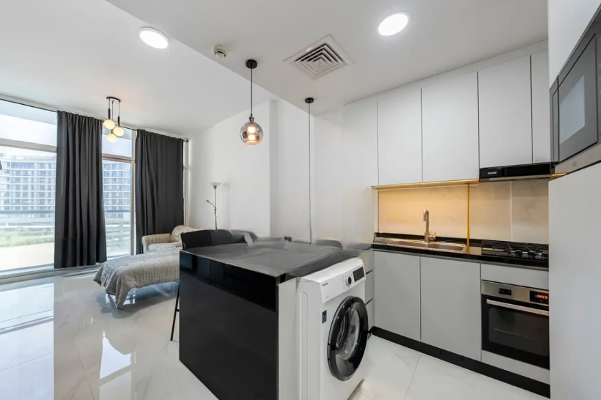 FULLY FURNISHED STUDIO | INVESTOR OPPORTUNITY — image 11