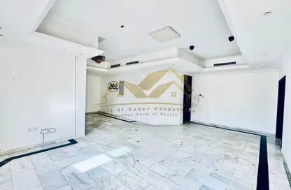 Villa - 5 Bedrooms - 5 Bathrooms for rent in Mankhool - Bur Dubai - Dubai