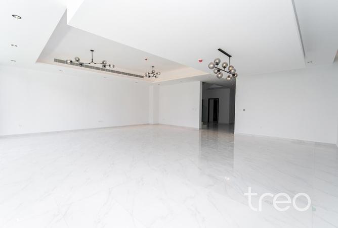 54011748 - Property Image 3