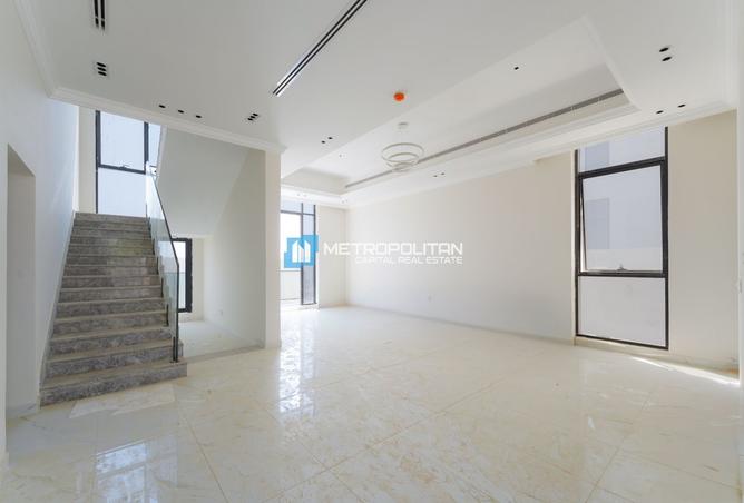 130199584 - Property Image 2