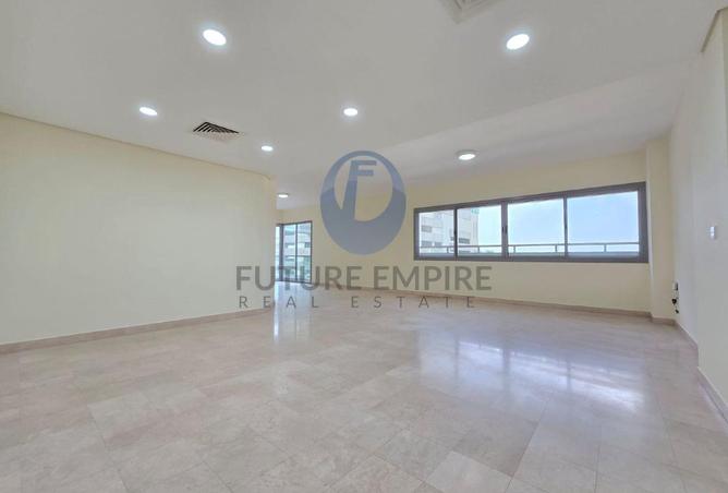 76163561 - Property Image 2