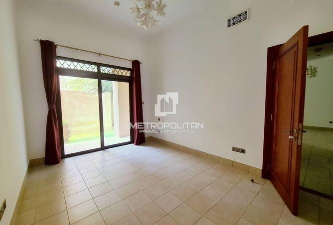 70690516 - صورة العقار 2