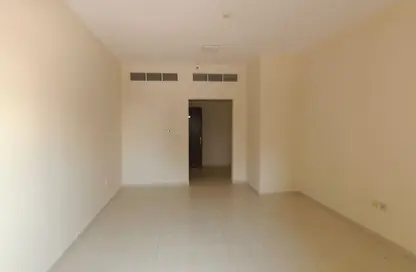 Apartment - 2 Bedrooms - 2 Bathrooms for rent in Al Majaz 2 - Al Majaz - Sharjah