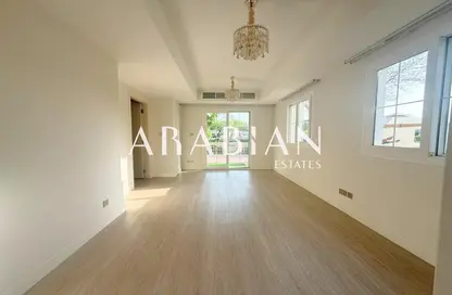 تاون هاوس - 2 غرف نوم - 3 حمامات للايجار في الينابيع 15 - الينابيع - دبي