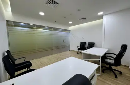 مكتب - غرفة نوم - 4 حمامات للايجار في شارع حمدان - أبوظبي