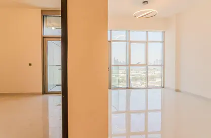 Apartment - 1 Bedroom - 2 Bathrooms for rent in Burj Ghaya - Al Jaddaf - Dubai Apartment - 1 Bedroom - 2 Bathrooms for rent in Burj Ghaya - Al Jaddaf - Dubai