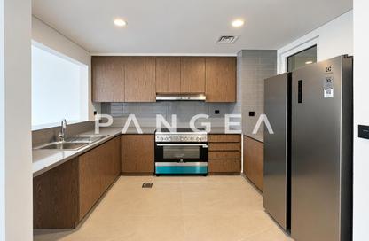 Townhouse - 5 - 6 for rent in Nice - Damac Lagoons - Dubai
