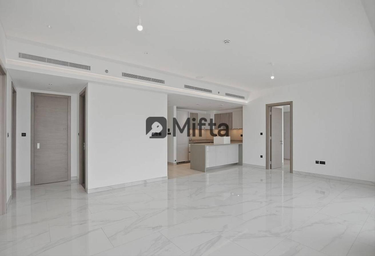 Luxurious | 2 Bedrooms + Maid's | Views photo 5
