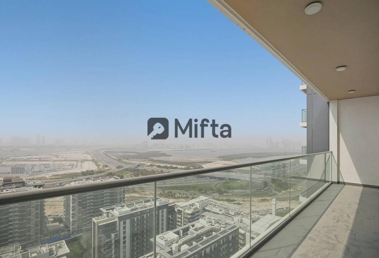 Luxurious | 2 Bedrooms + Maid's | Views photo 16