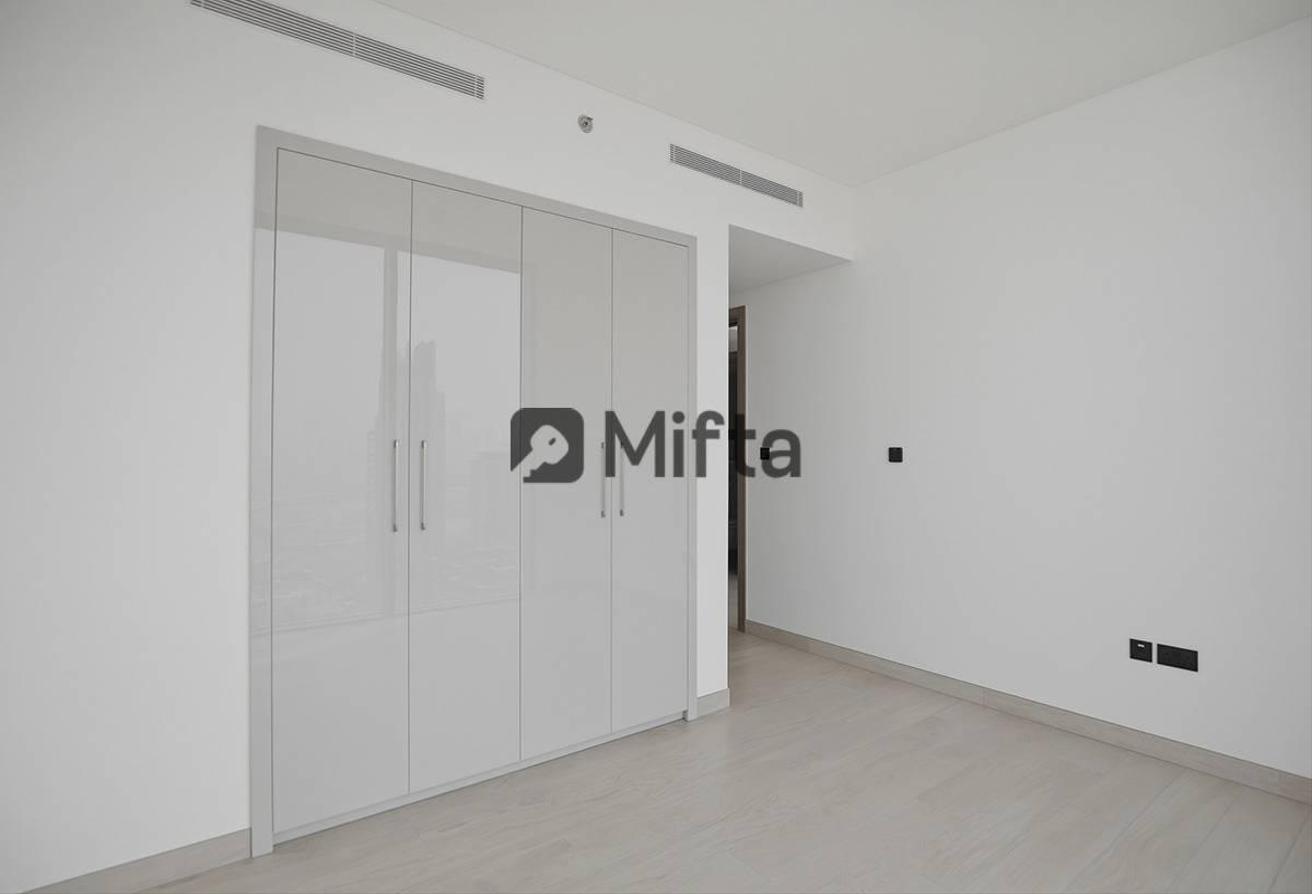 Luxurious | 2 Bedrooms + Maid's | Views photo 8