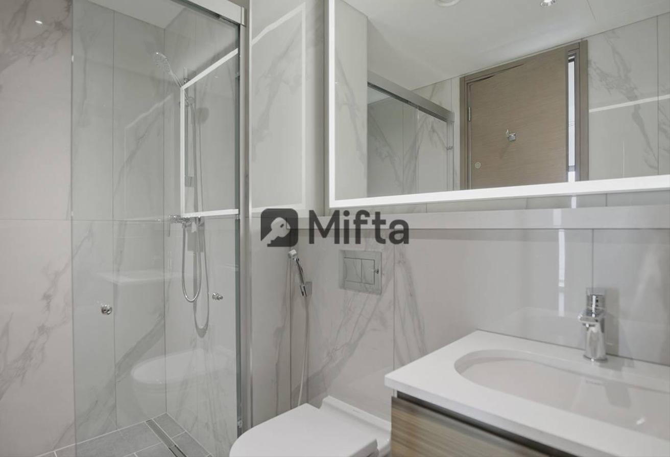 Luxurious | 2 Bedrooms + Maid's | Views photo 11