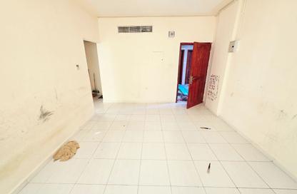 Apartment - 1 - 1 for rent in Fire Station Road - Muwaileh - Sharjah Apartment - 1 - 1 for rent in Fire Station Road - Muwaileh - Sharjah
