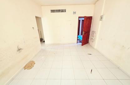 Apartment - 1 - 1 for rent in Fire Station Road - Muwaileh - Sharjah Apartment - 1 - 1 for rent in Fire Station Road - Muwaileh - Sharjah