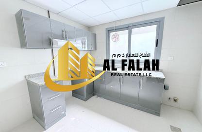Apartment - 2 - 3 for rent in Al Majaz 2 - Al Majaz - Sharjah Apartment - 2 - 3 for rent in Al Majaz 2 - Al Majaz - Sharjah