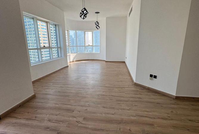 87042107 - Property Image 3